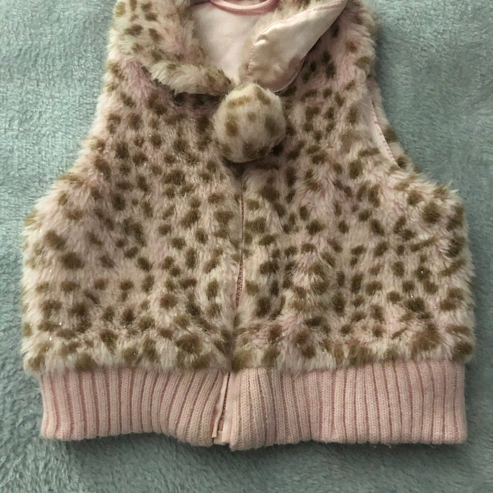Girl's Toby 2T Zip Front Sleeveless Cheetah Vest
